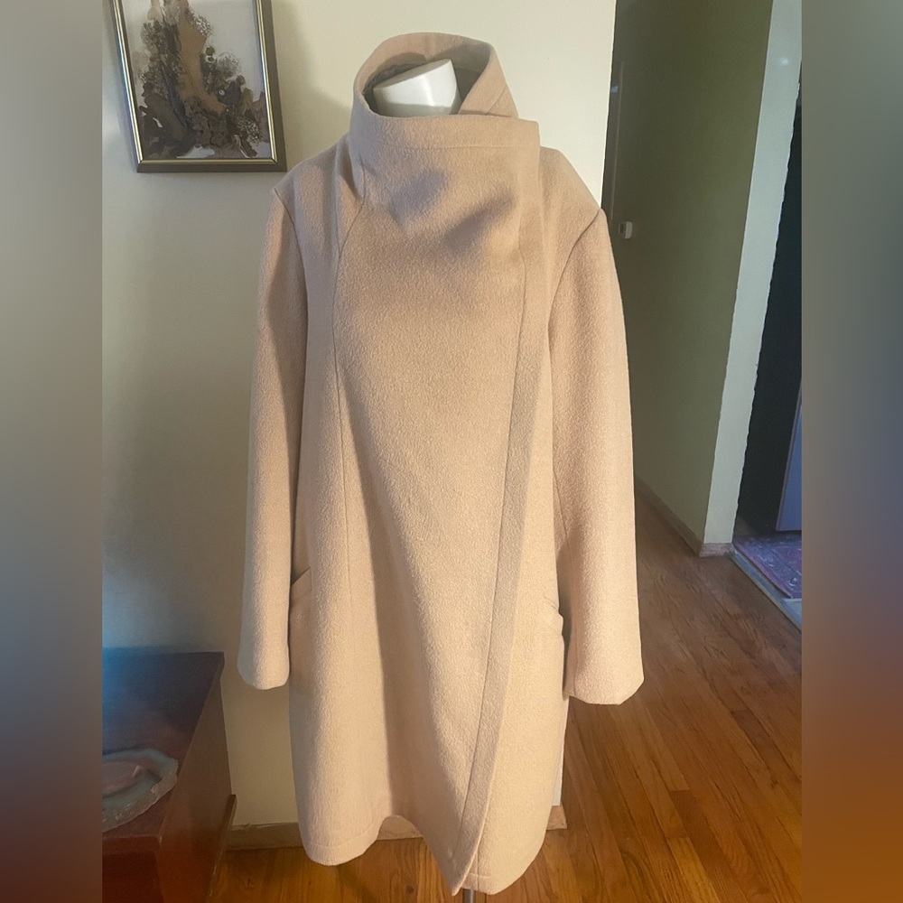Soft Surroundings Wool Blend Camel Asymmetrical Hidden Zipper Women's Coat